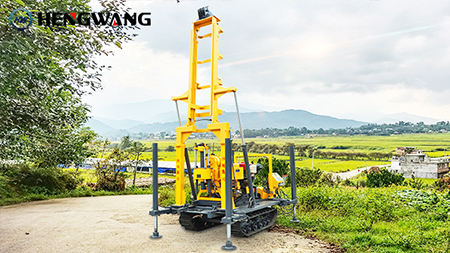 How to improve the production efficiency of hydraulic water well drilling rigs?
